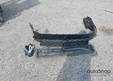 2022 Volkswagen Taos 1.5T Se из США, поврежденный, VIN 3VVLX7B23NM086863